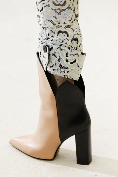 Look 38